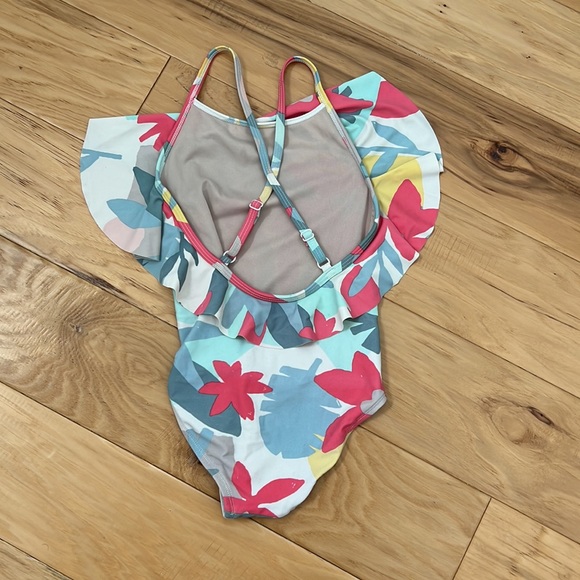 Tea Collection suit Size 5 - Picture 2 of 2